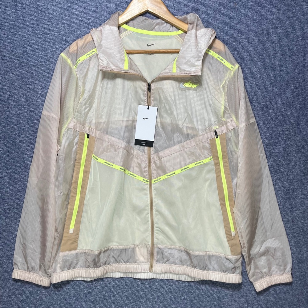 Nike Wild Run Windrunner Jacket Men Large Beige Volt NWT Windbreaker Rain jacket